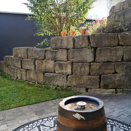Charmante Mit Eigenem Garten In Der Nähe Würzburg Apartment *