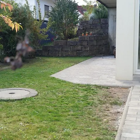 Apartment Charmante Mit Eigenem Garten In Der Naehe Wuerzburg Zellingen